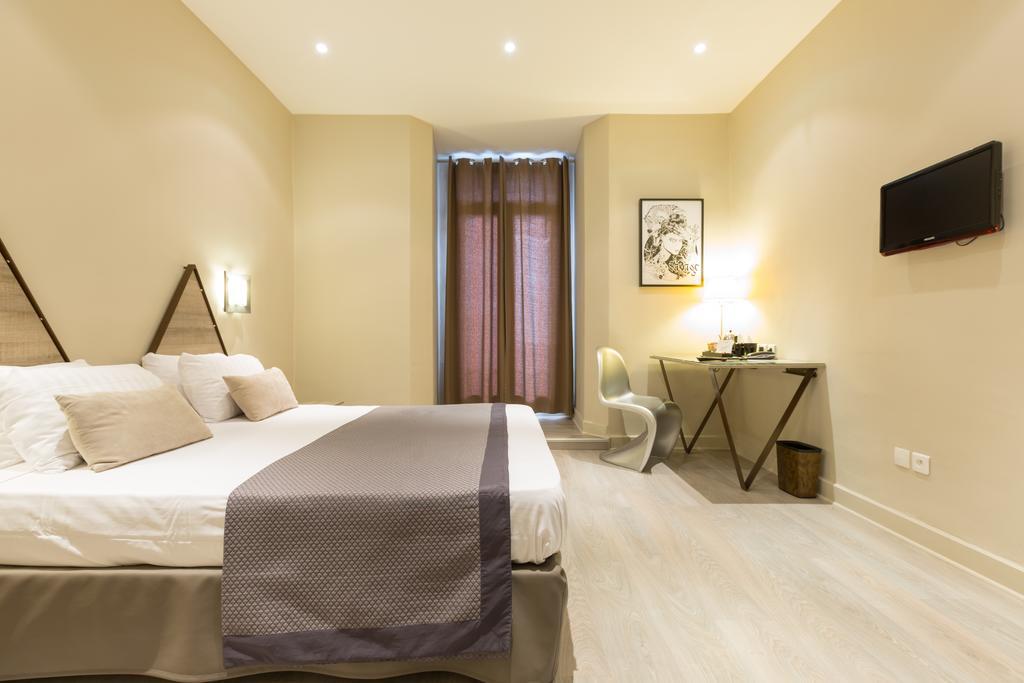 טולון Hotel Amiraute מראה חיצוני תמונה
