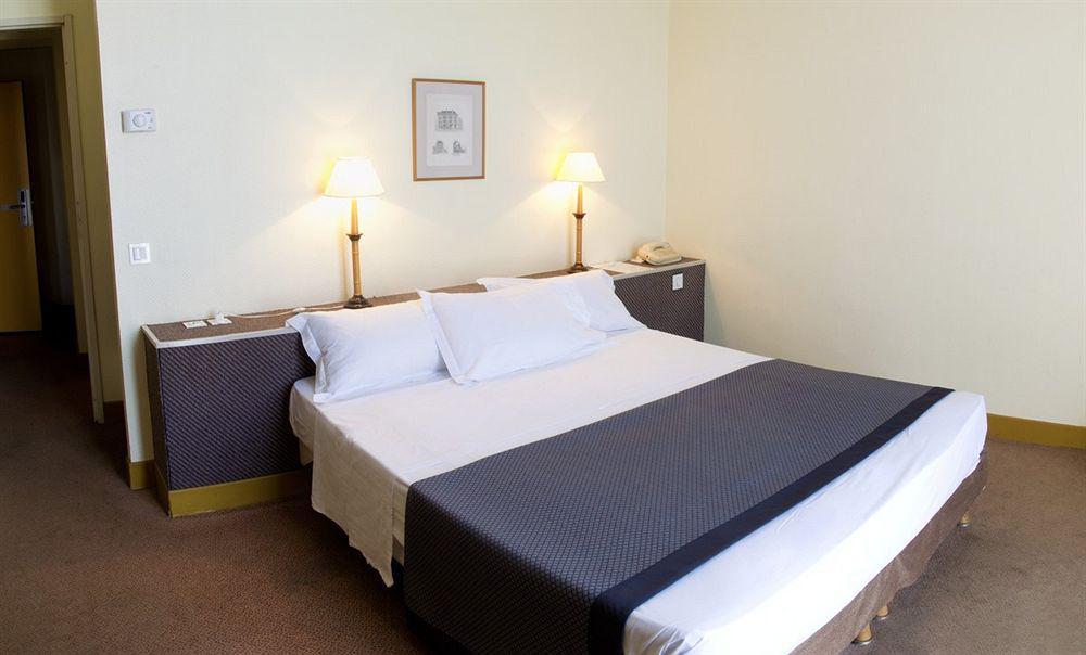 טולון Hotel Amiraute מראה חיצוני תמונה